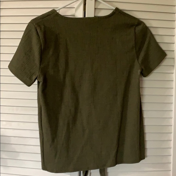 NWT J Crew Knotted Tee - Picture 3 of 3